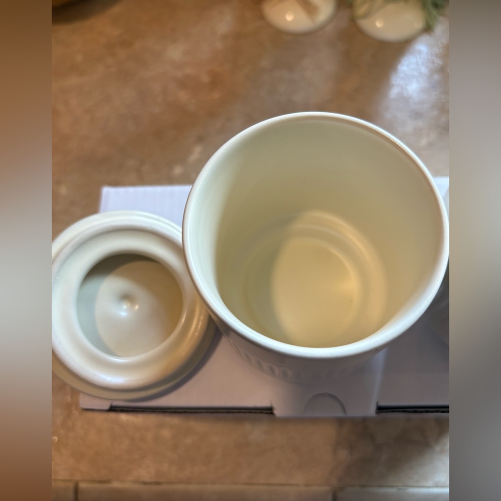 Magenta Cream Ribbed Ceramic Serveware Set - Picture 4 of 8